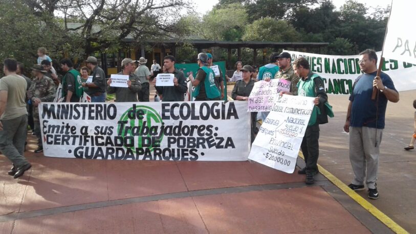 Guardaparques se manifestaron en Iguazú