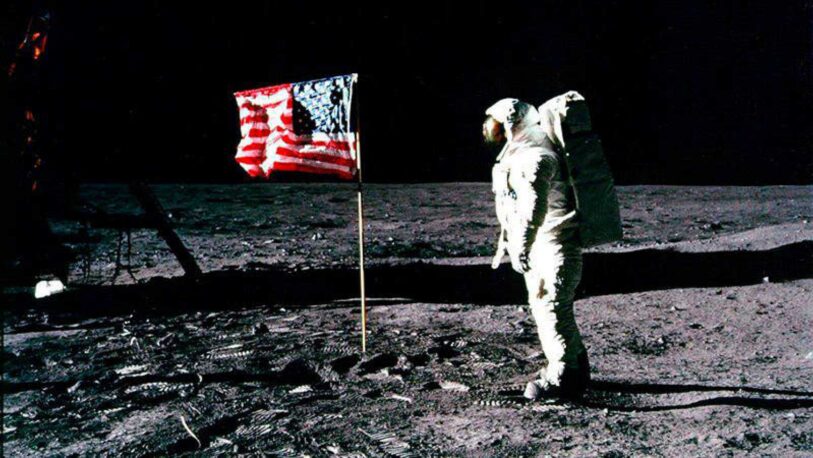 La NASA dijo que planea enviar a la primera mujer a la luna en 2024