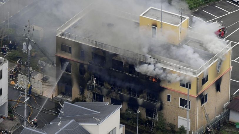 Japón: presunto ataque incendiario deja casi 30 muertos