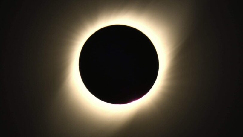 Culminó la fase total del eclipse en provincias del centro del país