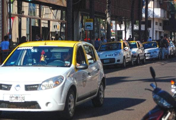 Aumento de la tarifa de taxis: “Es una medida conflictiva”
