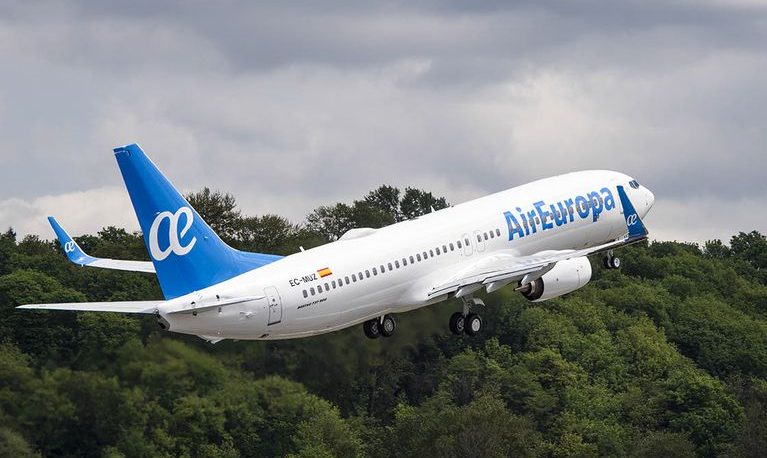 Air Europa dará de baja los vuelos Madrid – Iguazú