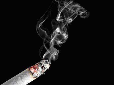 Niño de 5 años intoxicado por fumar cigarrillos