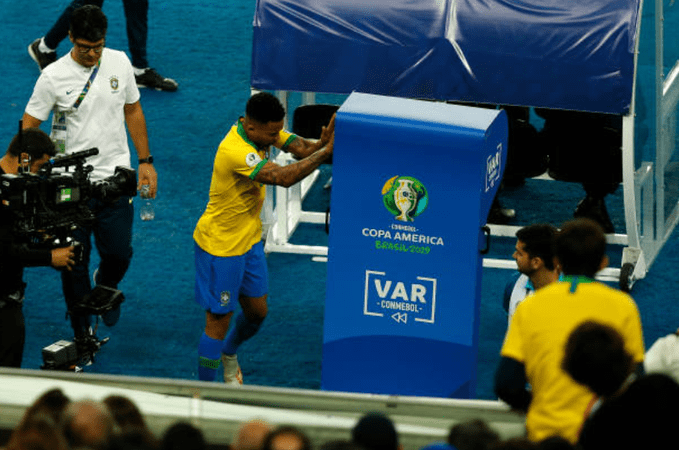 Conmebol multó a la Confederación Brasileña de Fútbol