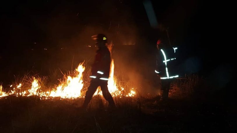 Incendio en Santo Pipó consumió casi cinco hectáreas de malezas