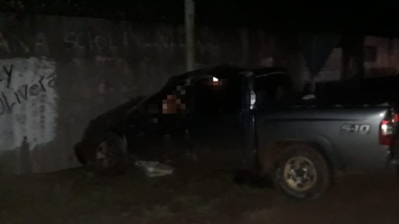 Oberá: camioneta chocó con un muro y fallecieron sus ocupantes