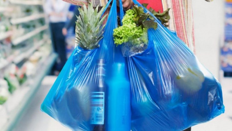 Es “fundamental” eliminar las bolsas de plástico en comercios