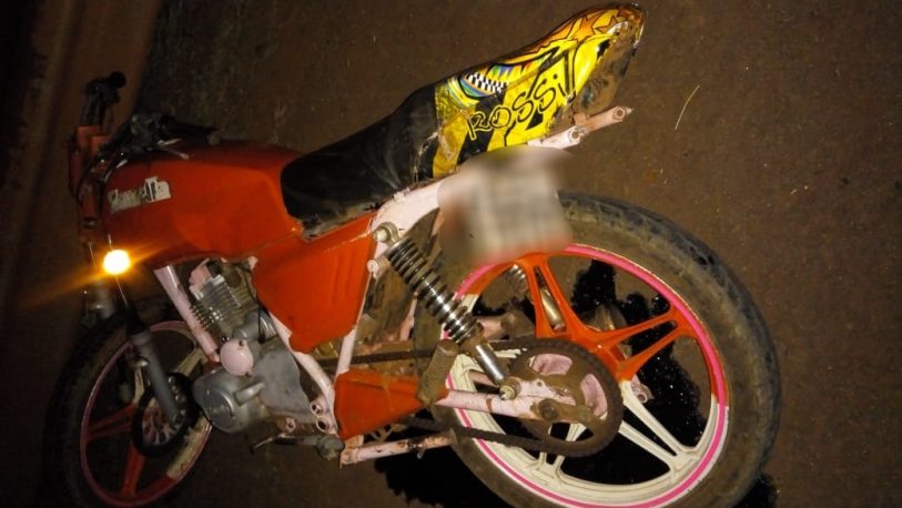 Choque frontal entre dos motocicletas dejó un muerto