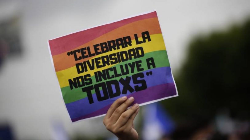 Lenguaje inclusivo: 6 de cada 10 argentinos no está de acuerdo con incorporarlo