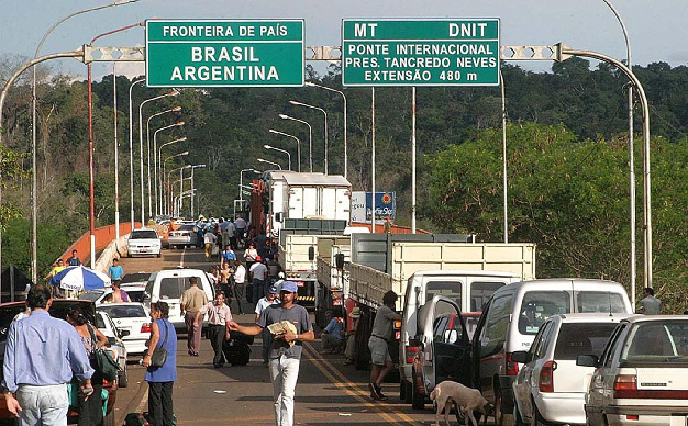 Poco movimiento en el paso fronterizo Iguazú-Foz