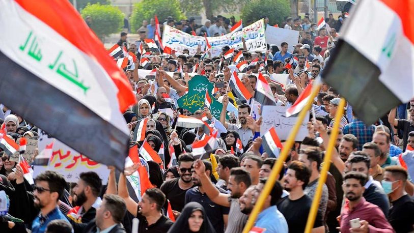 Irak sin clases, con profesionales en huelga y calles cortadas, se profundizan las protestas