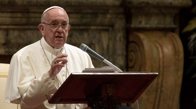 El Papa recomendó que la Navidad sea una “ocasión de fraternidad y actos solidarios”
