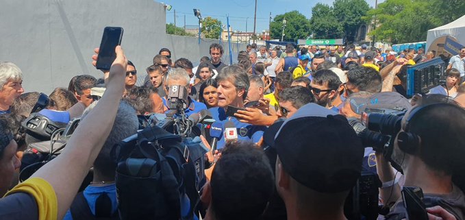 Pergolini advierte “algunos problemas” al comienzo de la votación en Boca