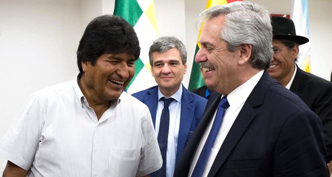 Evo Morales llegó a Argentina y pide el estatus de refugiado