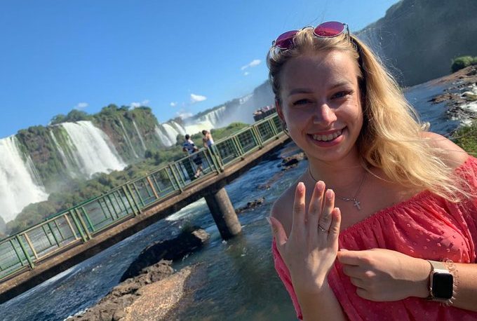 Ucranianos se comprometieron al pie de las cataratas del Iguazú