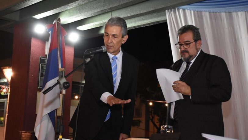 Carlos Fernández asumió su segundo mandato en Oberá con poder ilimitado