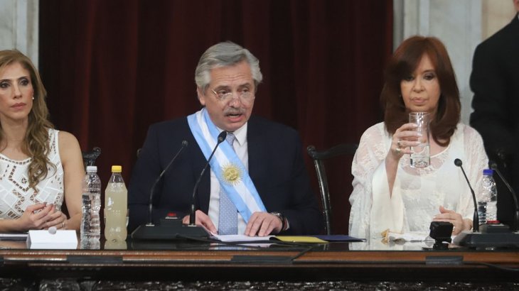Fernández: “Convoco a una nueva mirada de humanidad en esta Argentina unida”