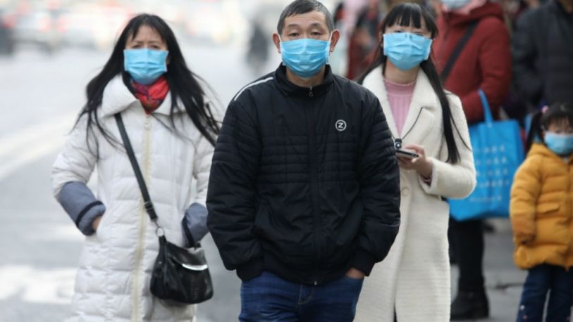 China: Suben a 132 muertos y casi 6.000 casos confirmados por coronavirus