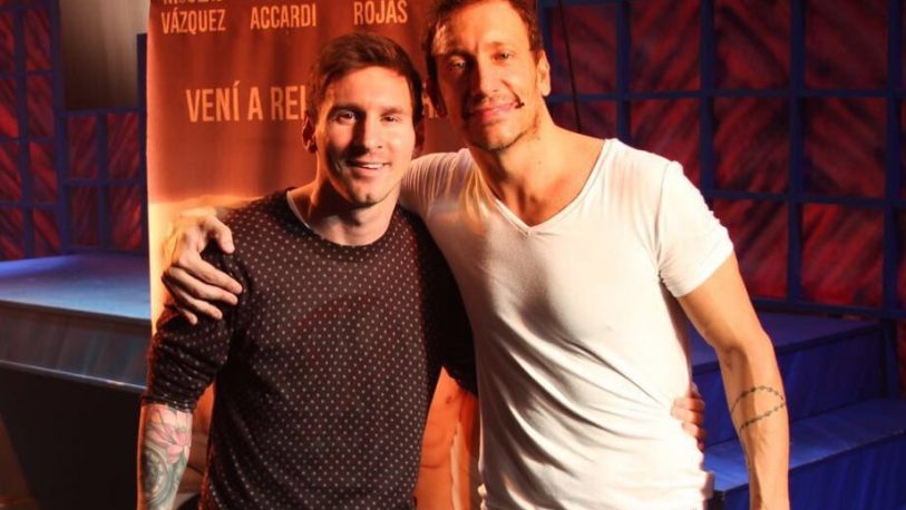 Nicolás Vázquez le pidió una ayuda a Messi para promocionar la temporada de verano