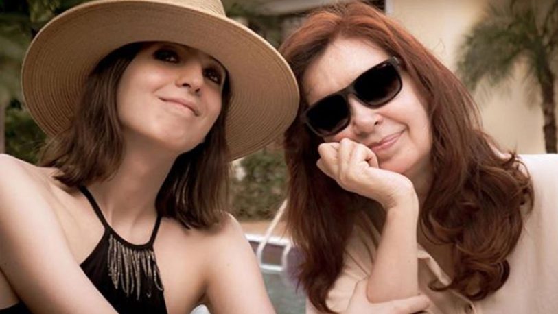 Cristina Kirchner mostró la primera foto de su hija Florencia en Cuba