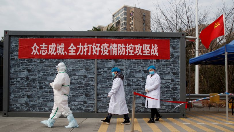 China realiza pruebas anales para detectar coronavirus