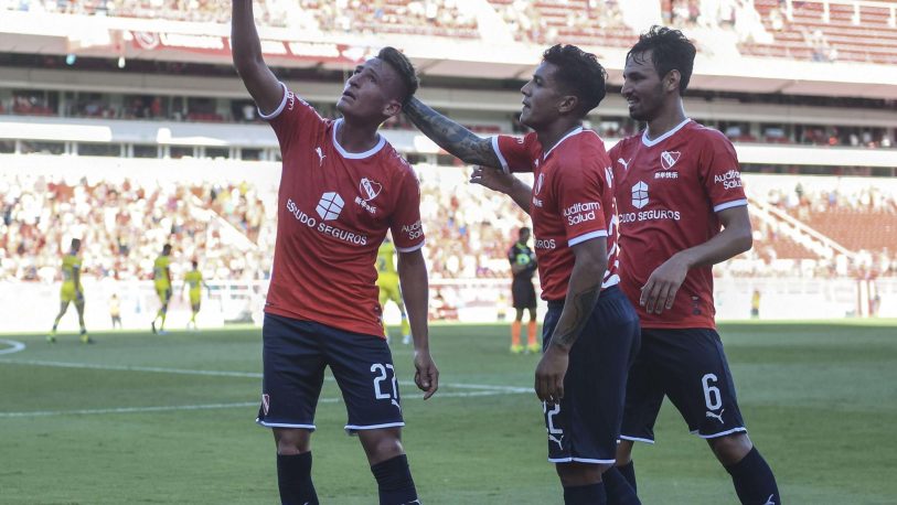 A una semana del clásico de Avellaneda, Independiente goleó a Rosario Central