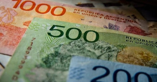 Anunciaron un bono de 5 mil pesos para policías