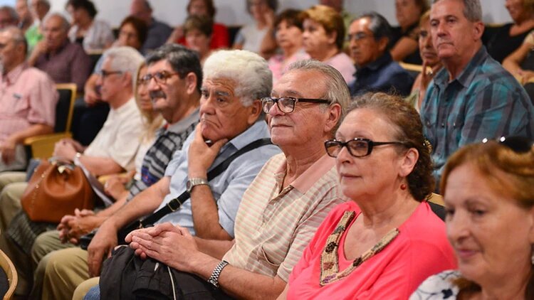 Se suspende el cobro del crédito de Anses para jubilados y pensionados