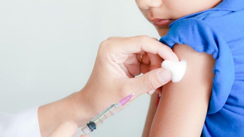 Campaña de vacunación logró marcada disminución de adolescentes con HPV