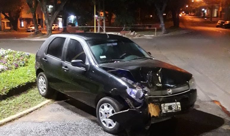 Alcohol al volante: despistó en Corrientes y Urquiza