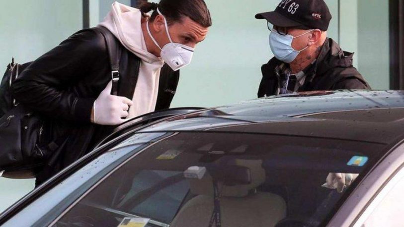 Ibrahimovic regresó a Milán y cumple la cuarentena por el coronavirus