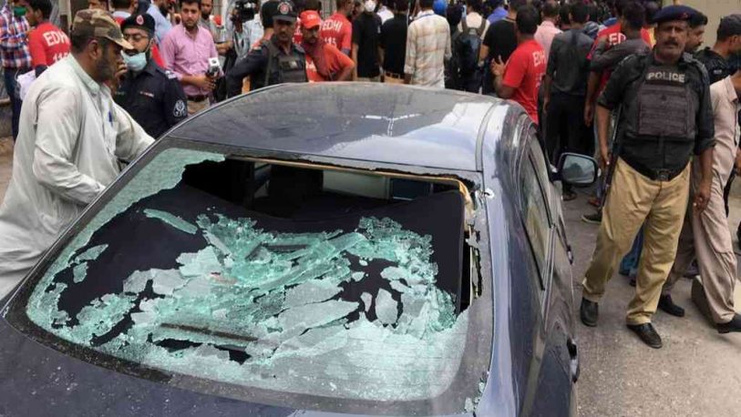 Pakistán: Ataque a la Bolsa de Karachi dejó varios muertos