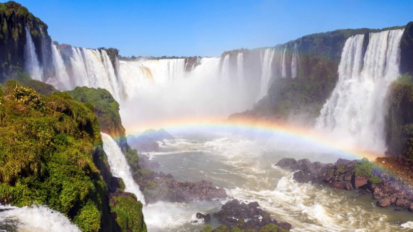 Se normaliza el caudal de agua en las Cataratas del Iguazú