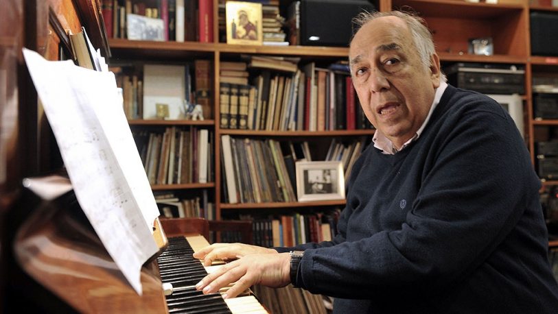 El maestro de piano Manolo Juárez, falleció víctima de coronavirus