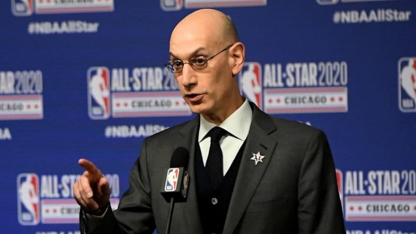 Si crecen los casos de contagios, la NBA no descarta frenar su regreso
