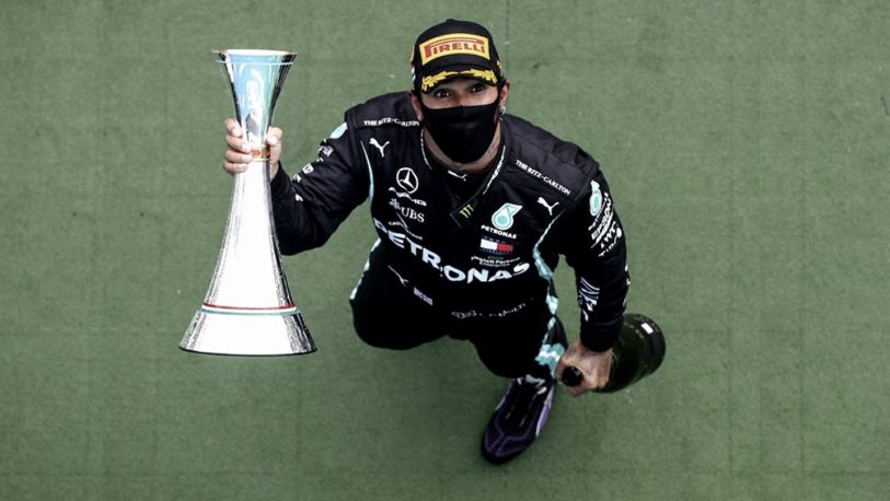 Hamilton se corona en un GP de Bélgica con un claro dominio de Mercedes