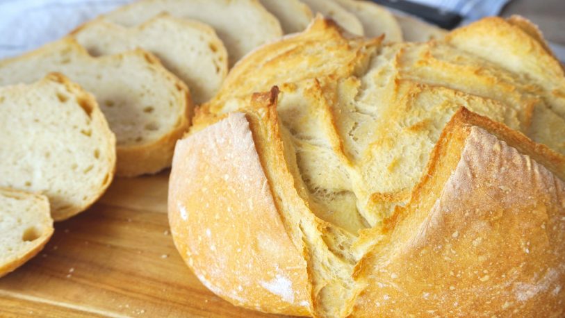 Cómo hacer un rico pan casero sin harina