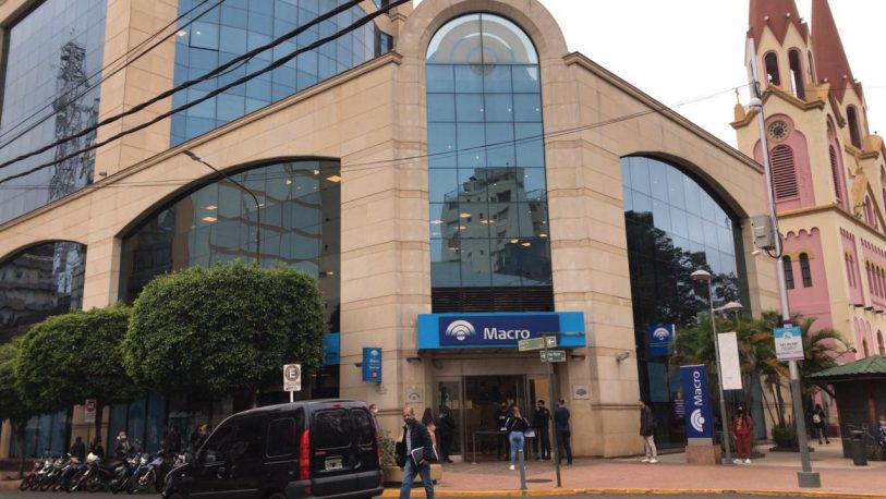 Banco Macro vuelve a la atención presencial de clientes