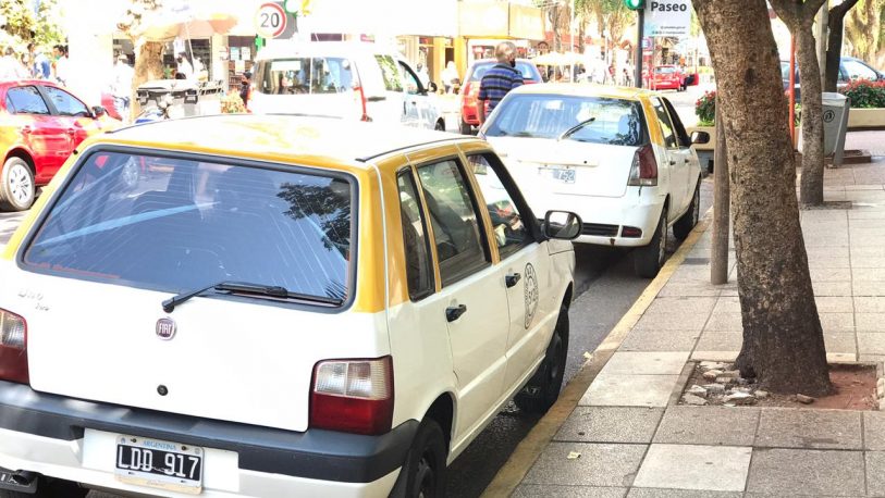 Concejales de Posadas aprobaron un 37% de aumento del servicio de taxis