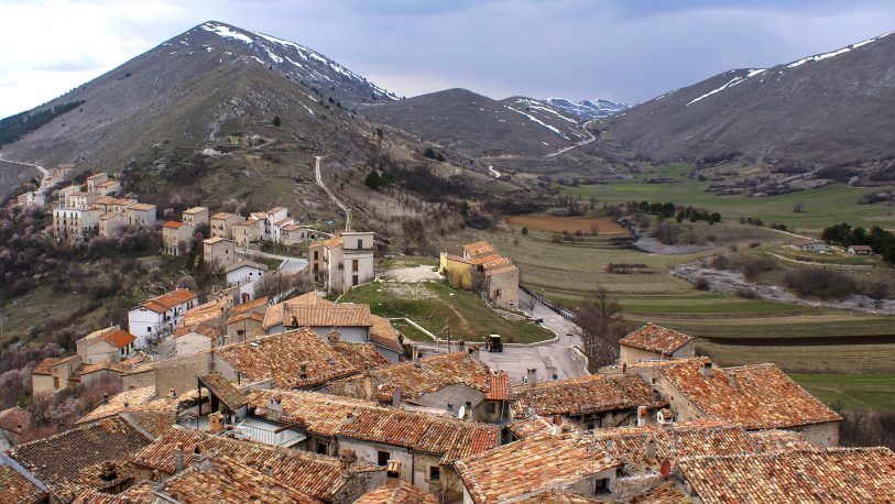 Una soñada aldea italiana paga 8 mil euros al año por vivir allí