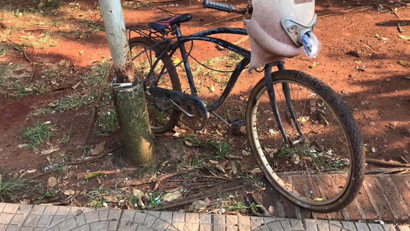 ¿Qué hay detrás de la Bicicleta Misteriosa atada en el Madariaga?