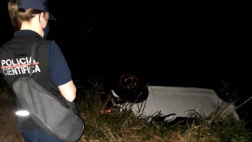 Un hombre falleció tras despistar con su auto en Piñalito Norte
