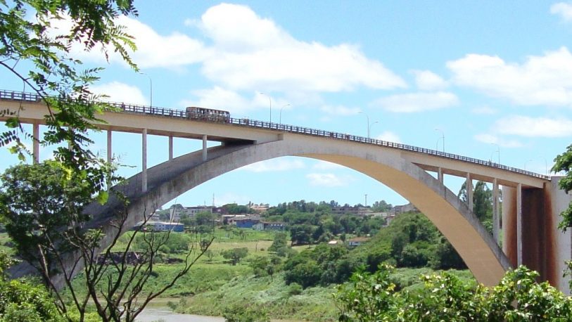 Se reabrió el puente que une a Foz do Iguaçu con Ciudad del Este