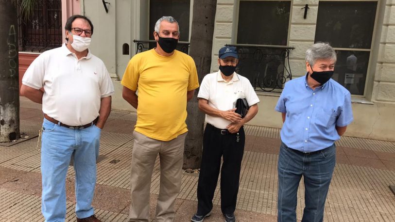 Taxistas repudian el tratamiento de una ordenanza sobre la actividad