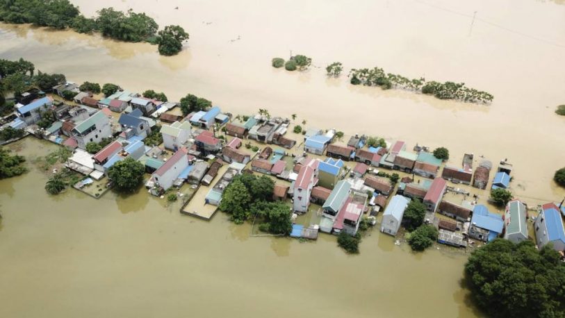 Inundaciones en Vietnam dejan al menos 18 muertos