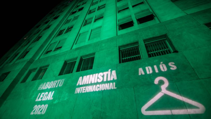 Amnistía Internacional pide al Congreso que apruebe “sin demora” el aborto legal