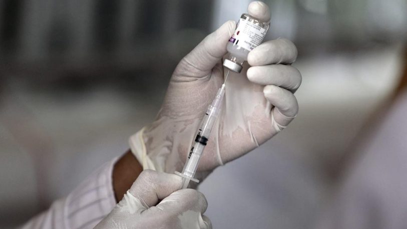 Argentina autorizó el “uso de emergencia” de la vacuna producida por la India
