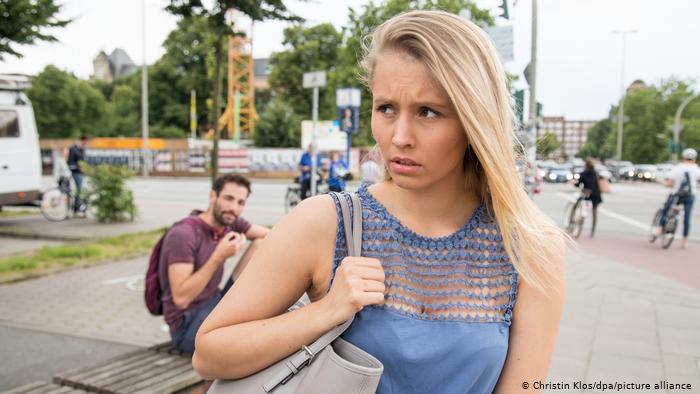 Las mujeres alemanas se unen contra el acoso sexual verbal
