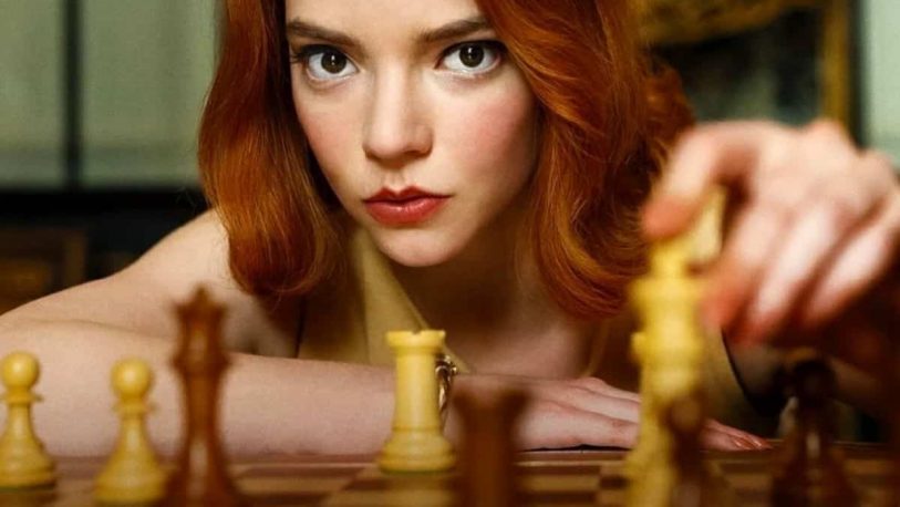 Gambito de dama es récord en Netflix y aumenta las búsquedas de ajedrez en Google