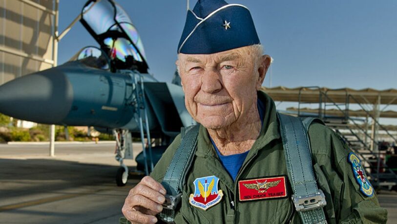 Murió el piloto estadounidense Chuck Yeager, el primero en romper la barrera del sonido